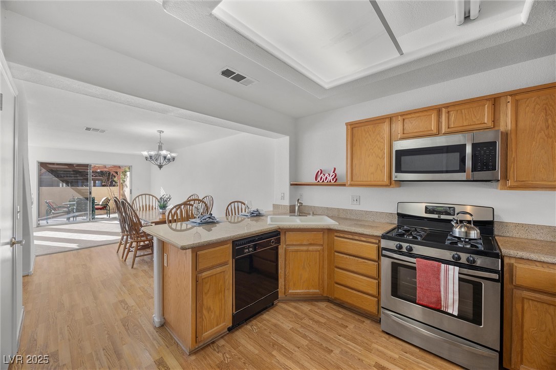 3425 Creek River Drive