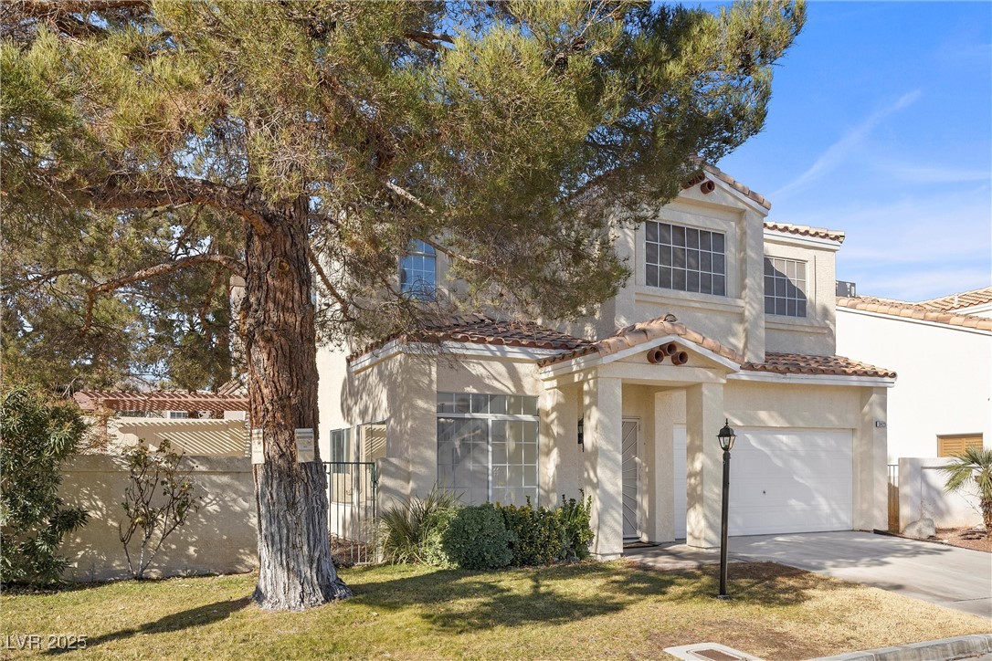 3425 Creek River Drive
