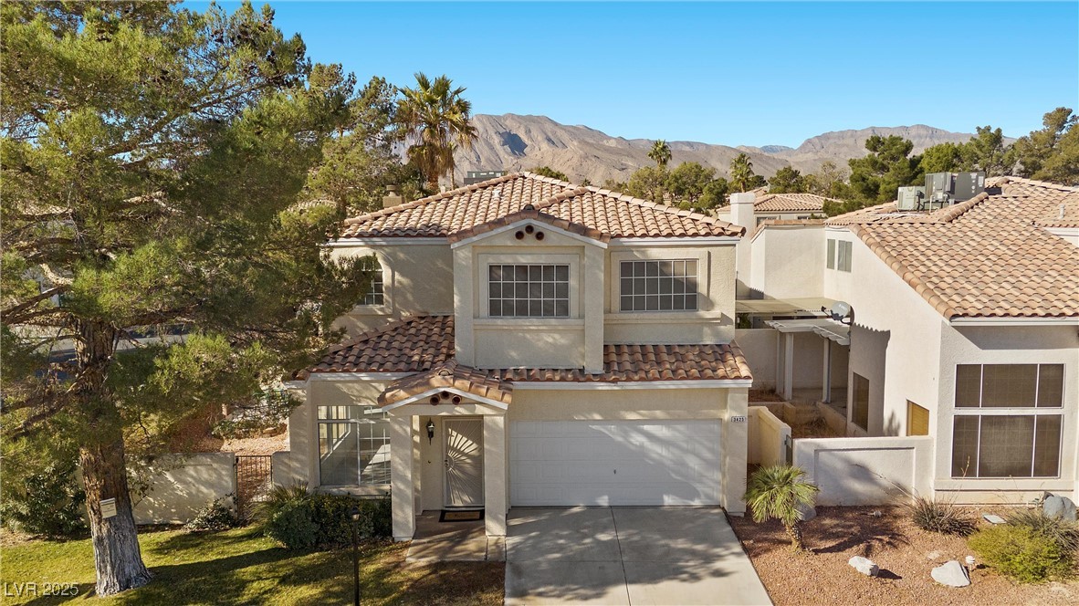 3425 Creek River Drive