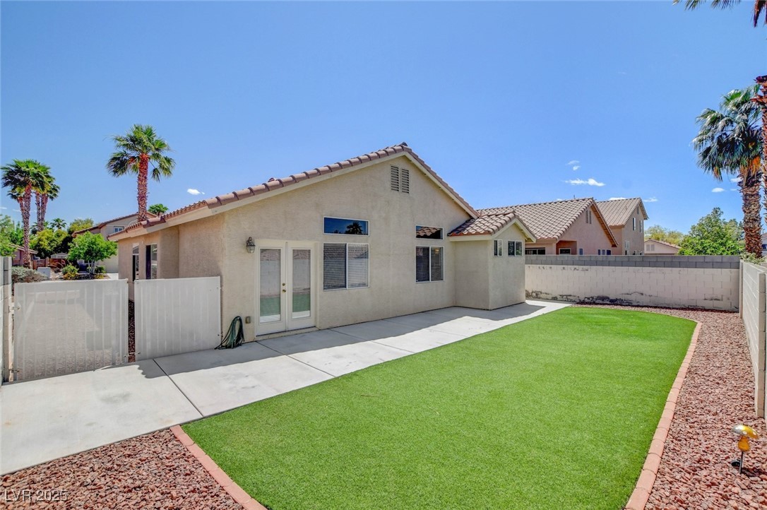 980 Sand Coral Drive