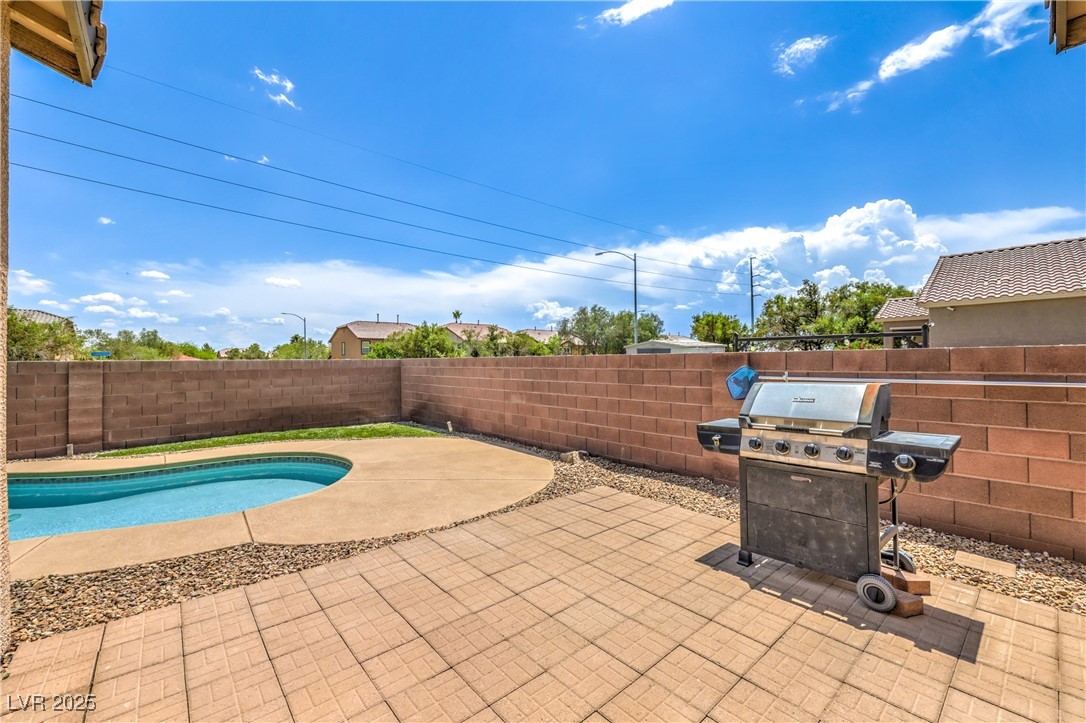 5528 Stone Lagoon Street