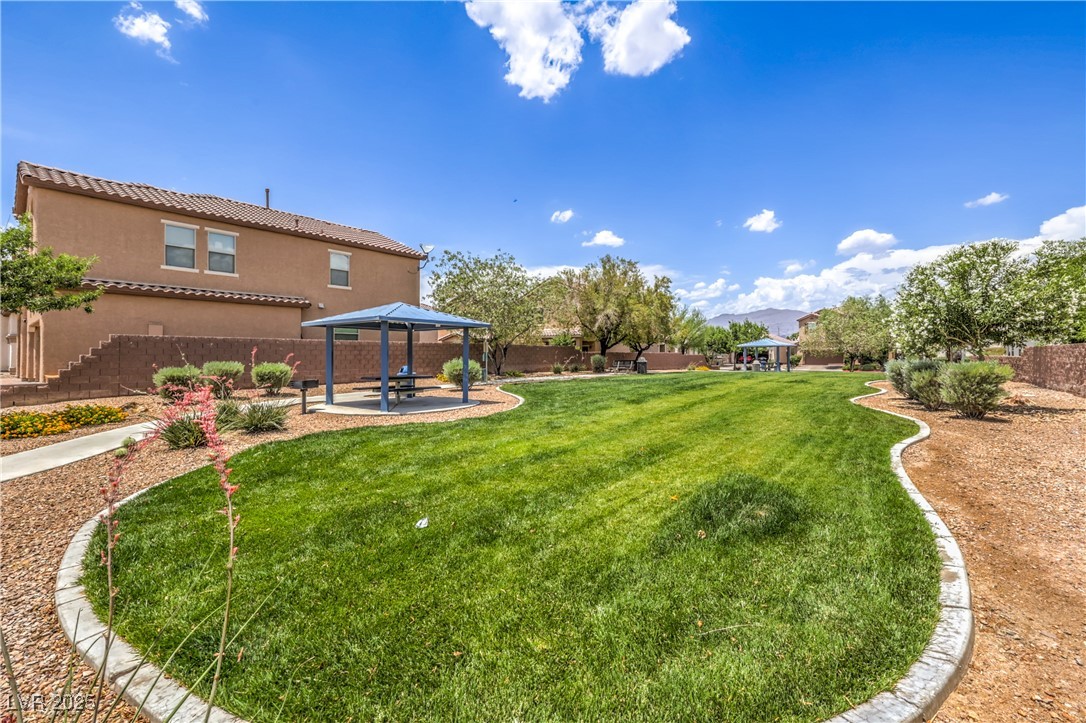 5528 Stone Lagoon Street