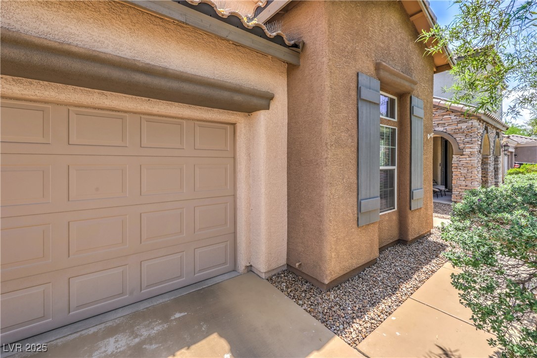 5528 Stone Lagoon Street