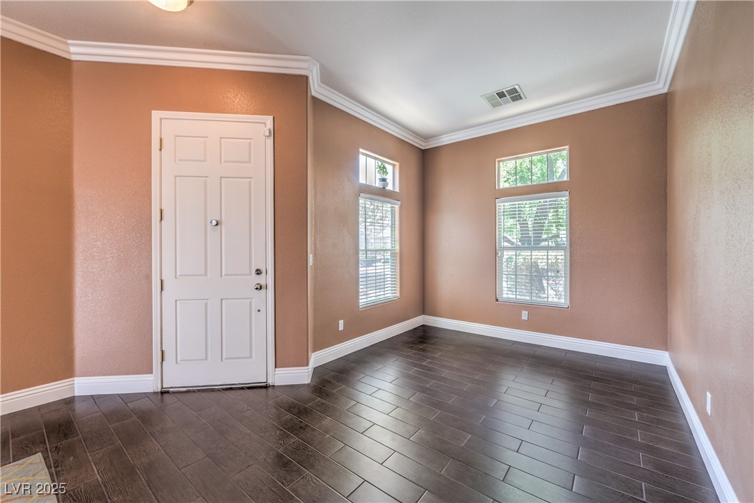 5528 Stone Lagoon Street