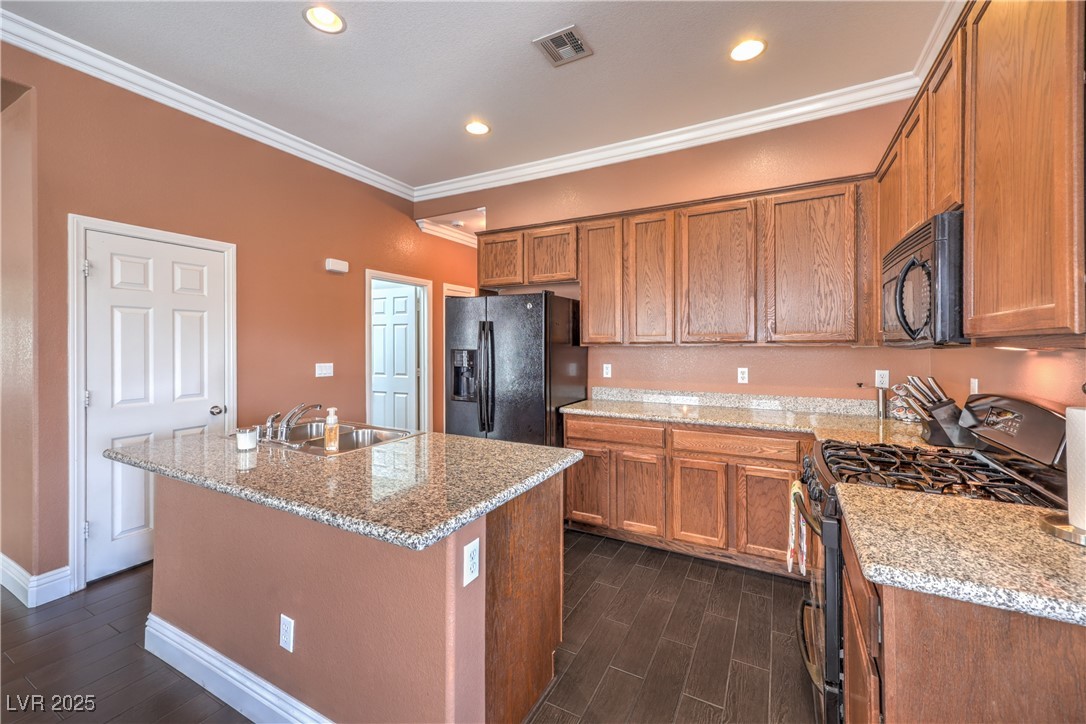 5528 Stone Lagoon Street