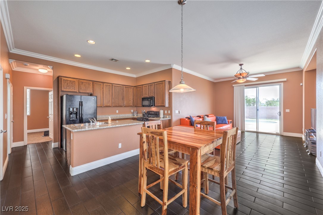 5528 Stone Lagoon Street