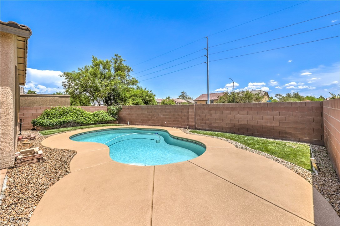 5528 Stone Lagoon Street