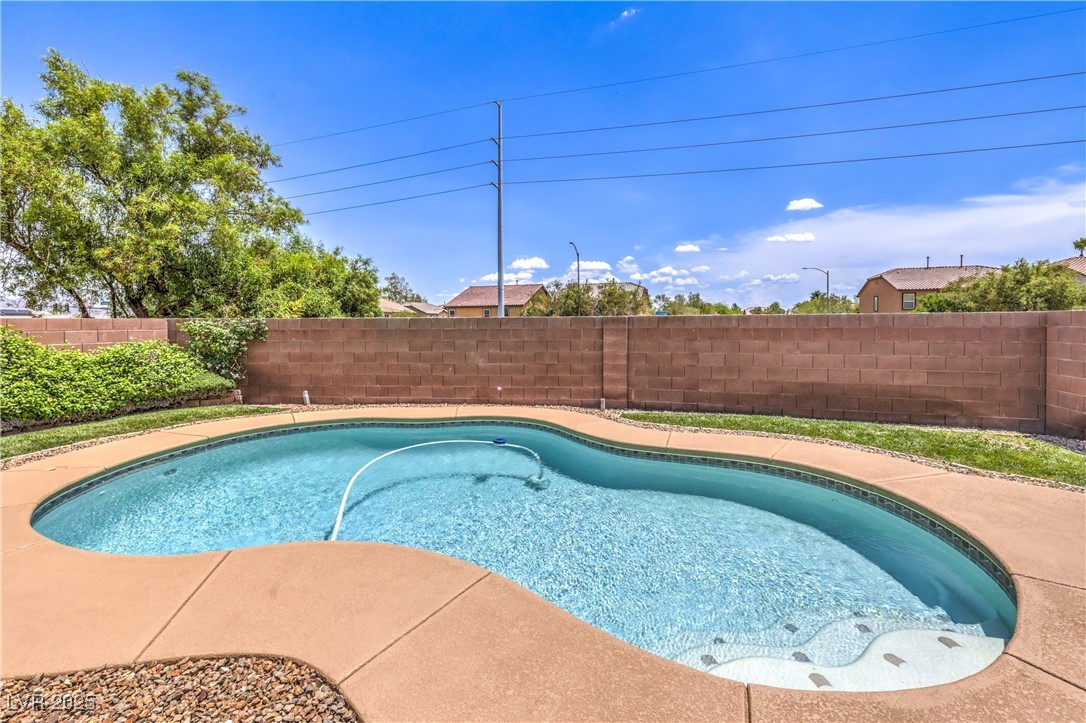 5528 Stone Lagoon Street