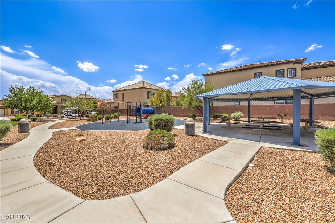 5528 Stone Lagoon Street