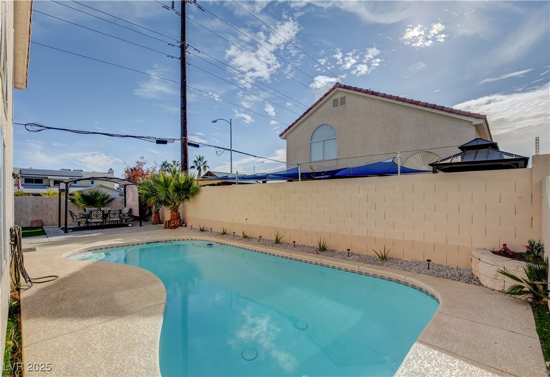 7301 Casa Solar Court