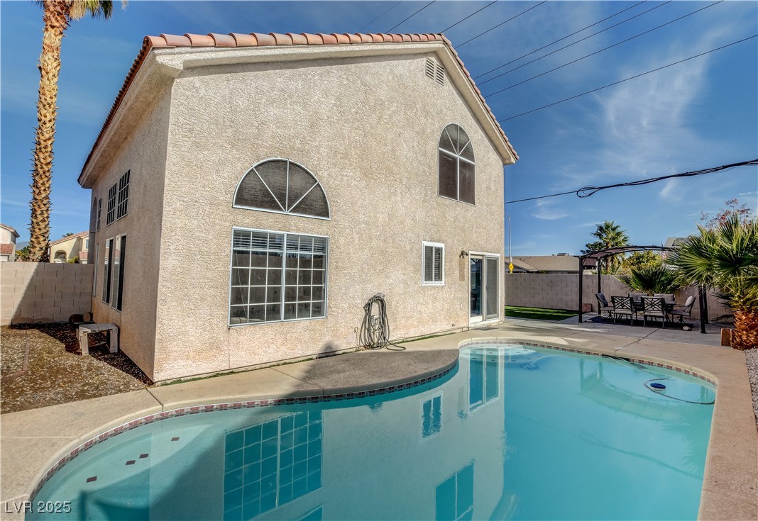 7301 Casa Solar Court