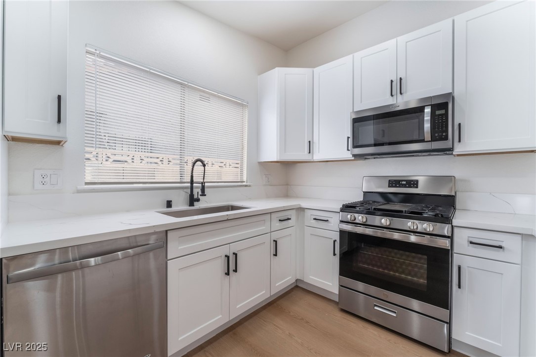 3915 Delling Court
