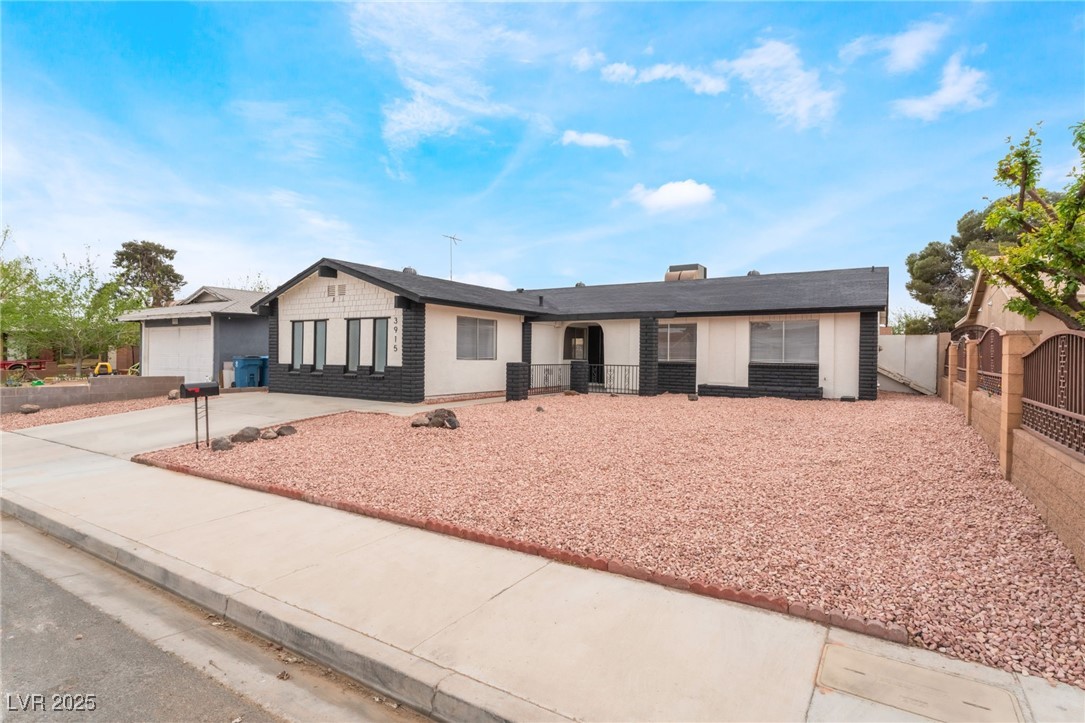 3915 Delling Court