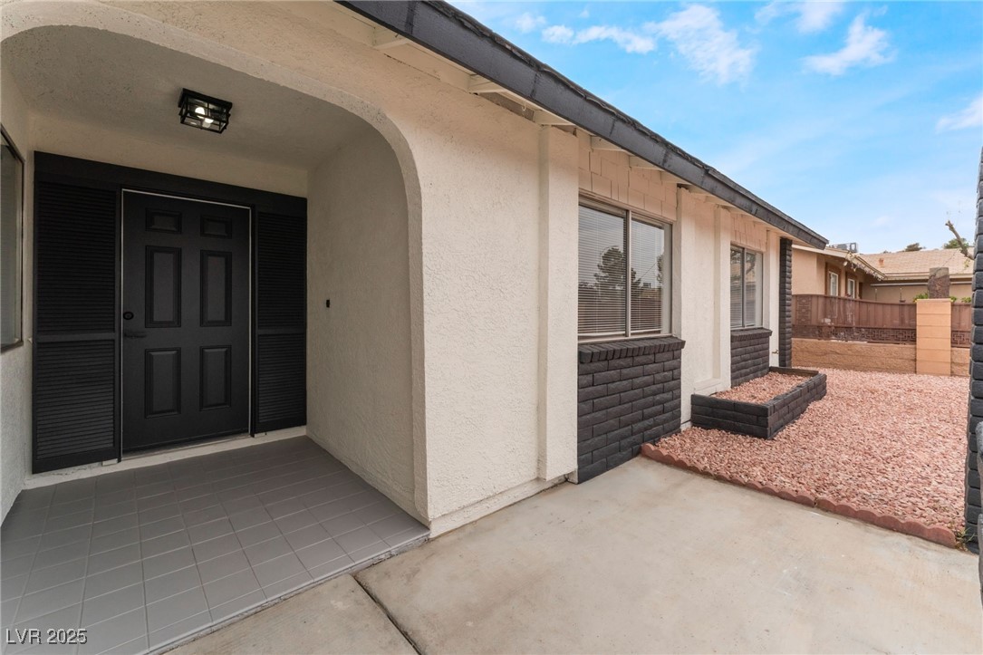3915 Delling Court