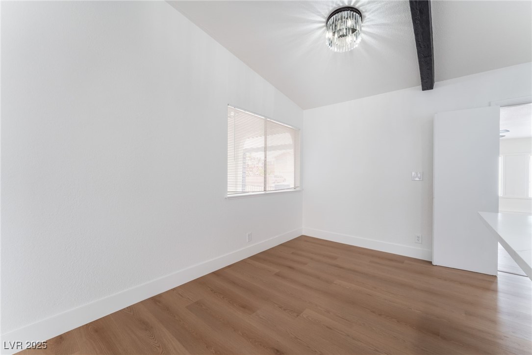 3915 Delling Court