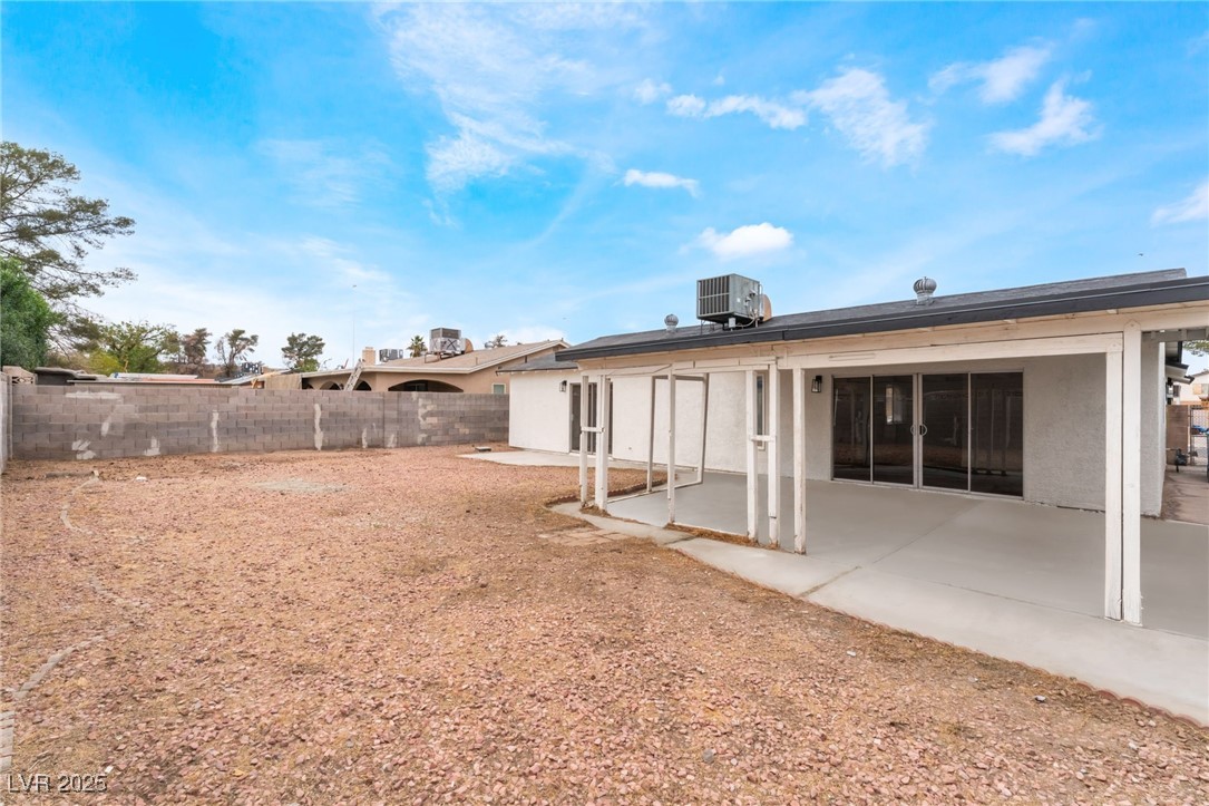 3915 Delling Court