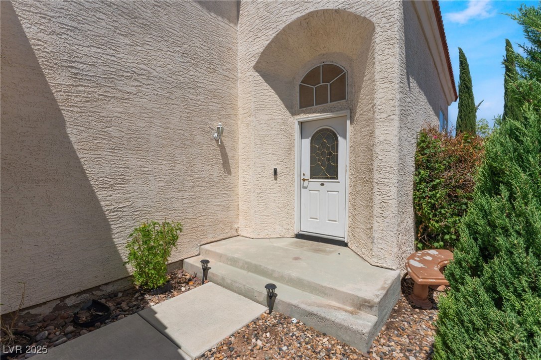 3024 Cloverbrook Street
