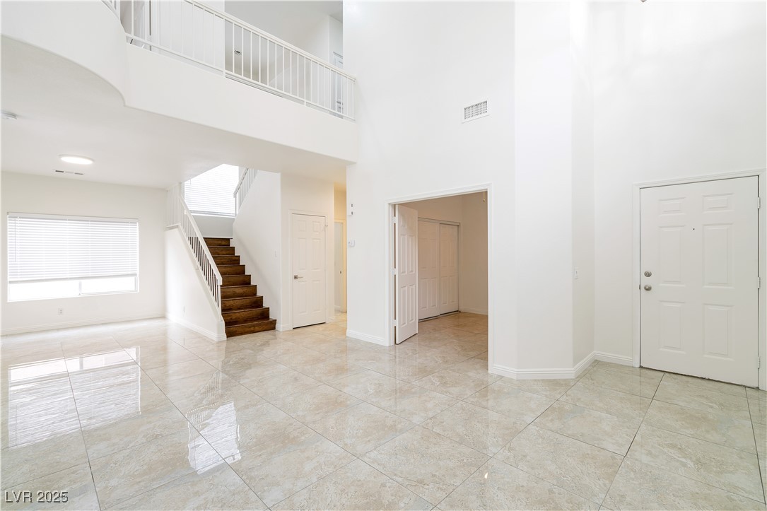 7401 Hawk Shadow Avenue