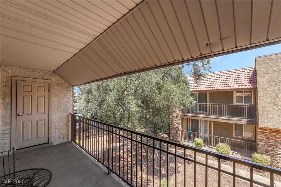4330 Sandy River Drive 90