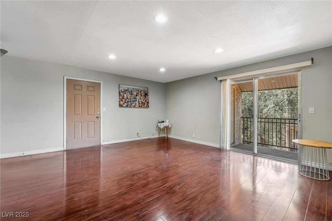 4330 Sandy River Drive 90