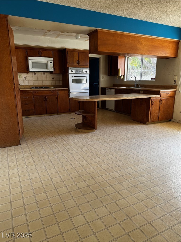 5023 East Monroe Avenue