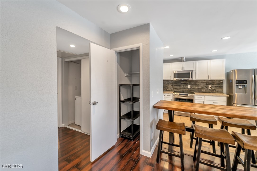 2708 Beaver Creek Court 202