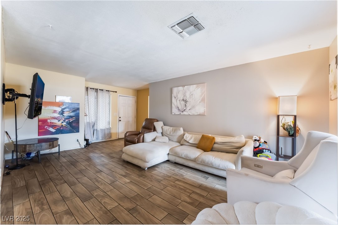 4820 Mahogany Drive