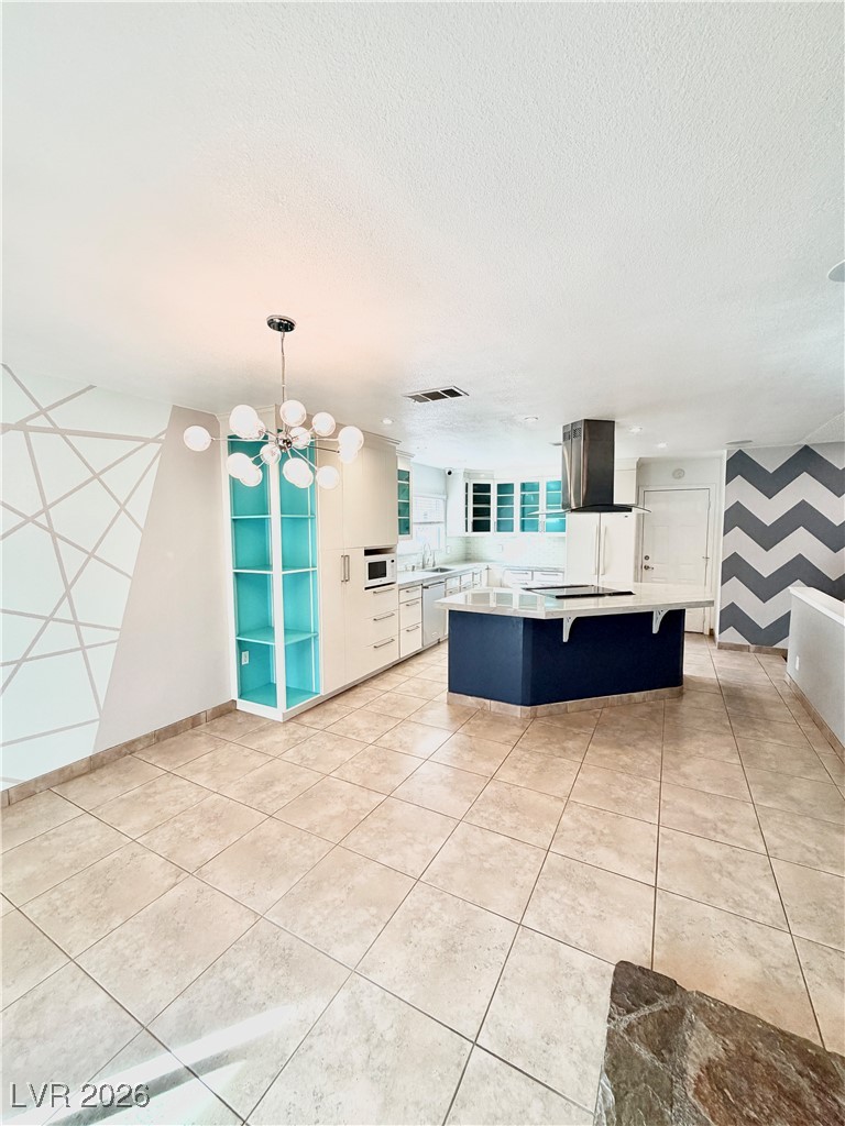 7505 Pinedale Avenue