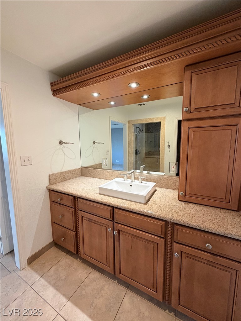 7505 Pinedale Avenue