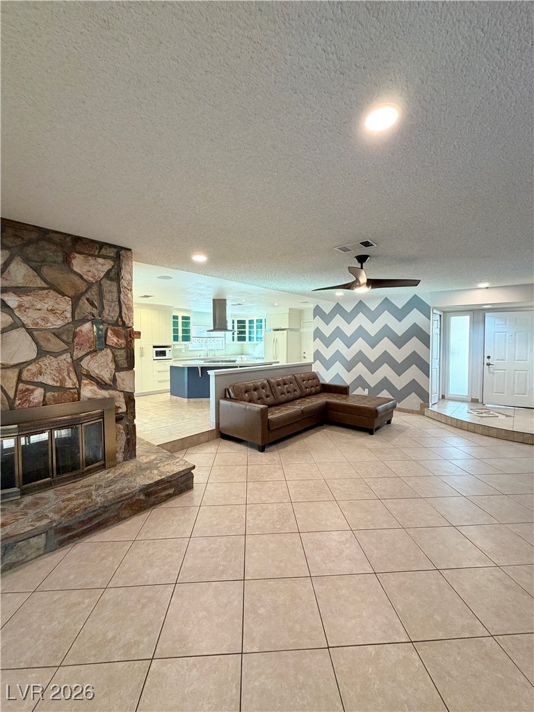 7505 Pinedale Avenue