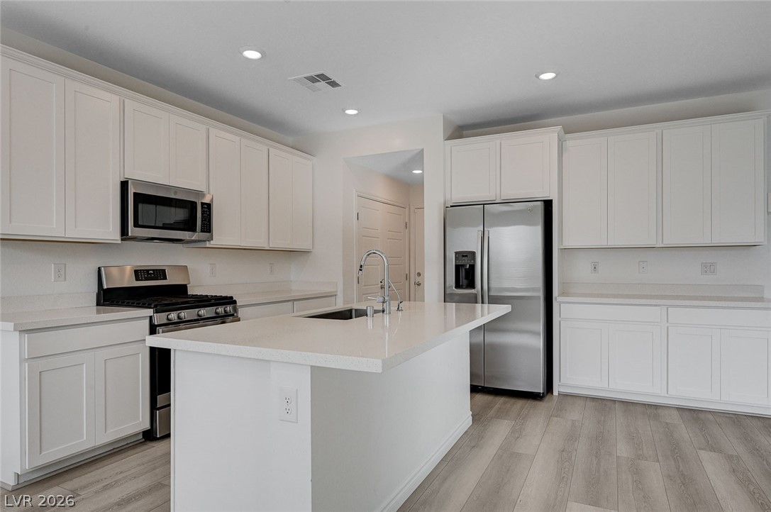 2975 Overlook Brook Street