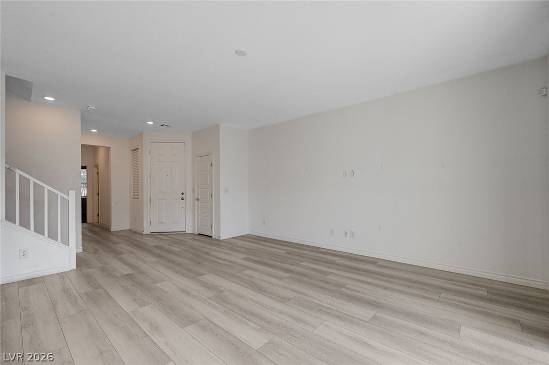 2975 Overlook Brook Street