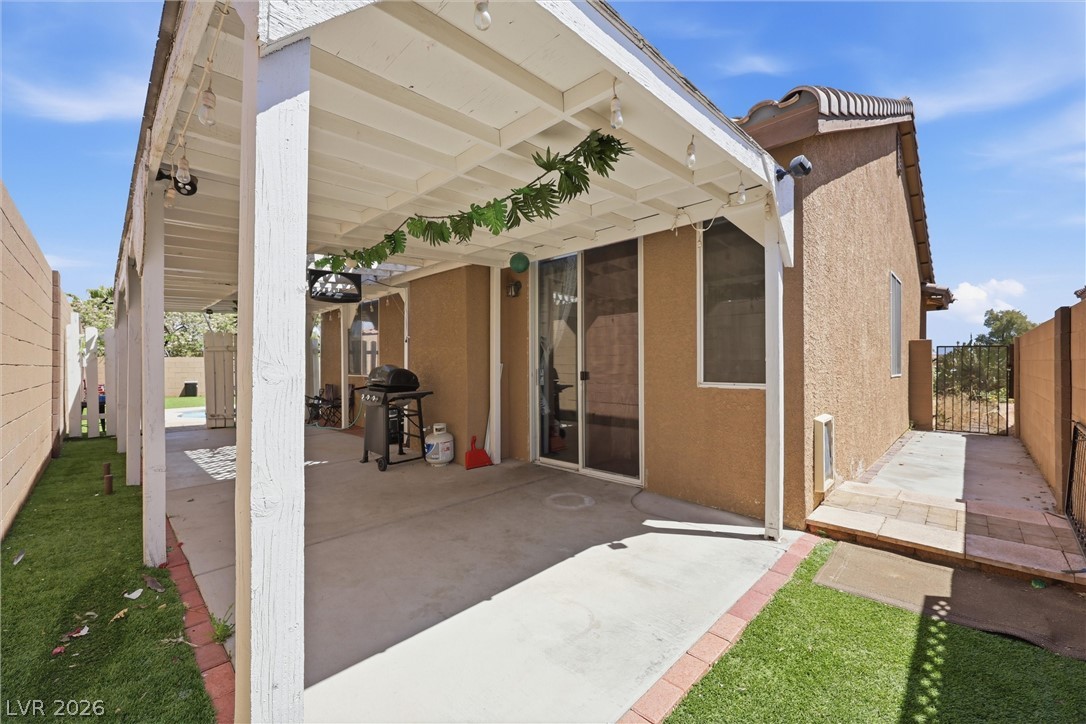 9113 Black Slate Street