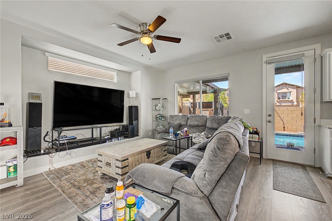 10536 Laurelwood Lake Avenue