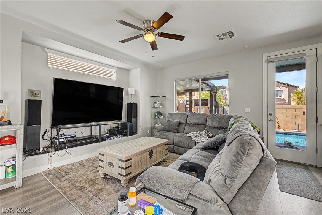 10536 Laurelwood Lake Avenue