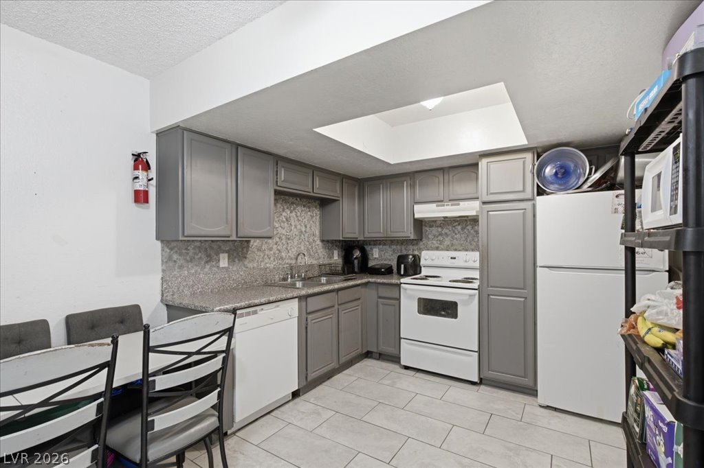 6148 Camino De Rosa Drive
