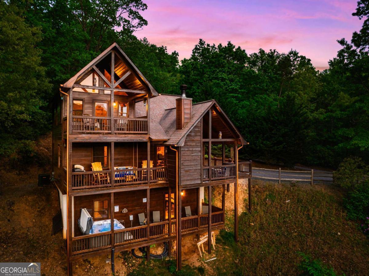 273 Deer Crest Heights