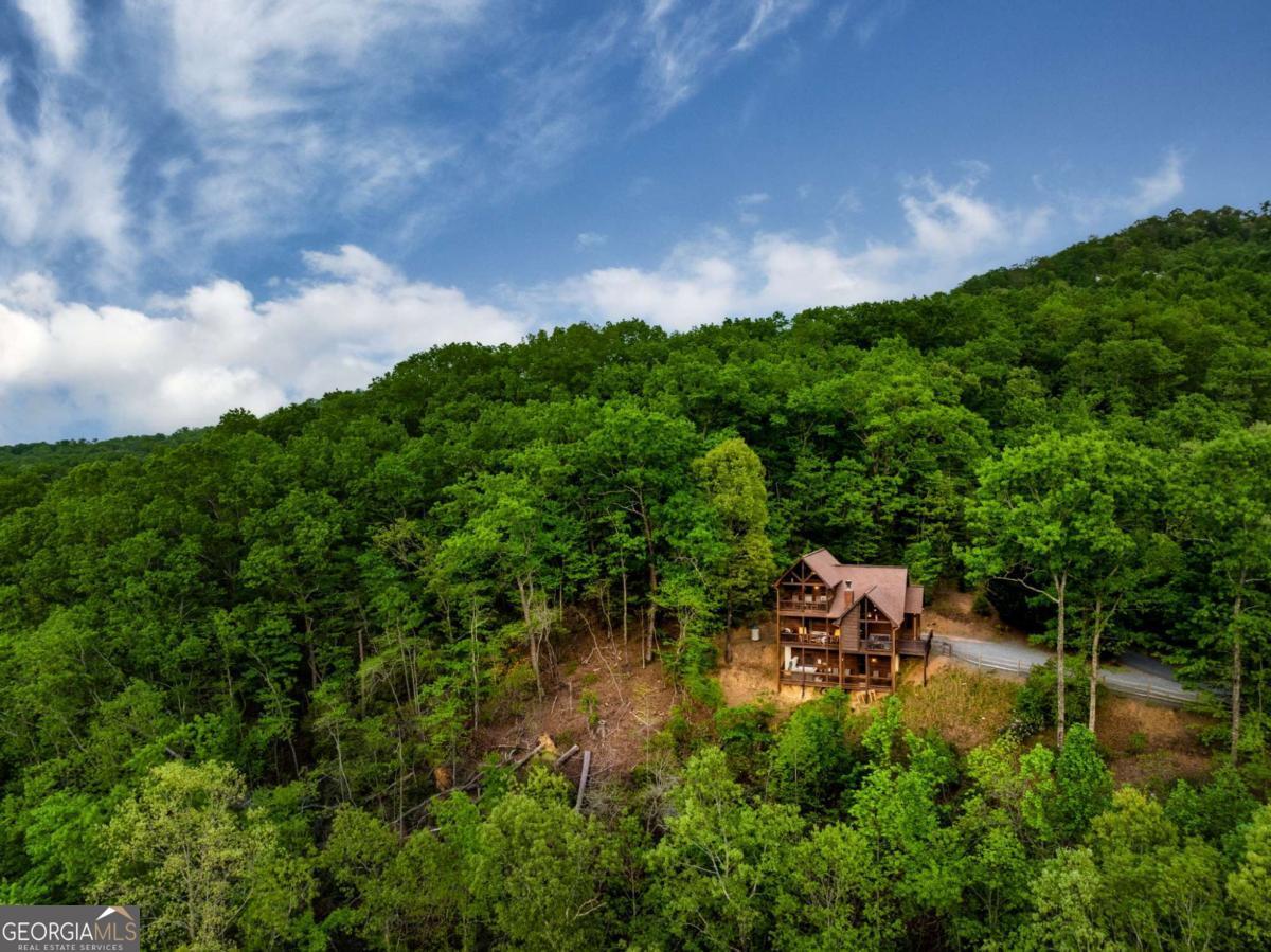273 Deer Crest Heights