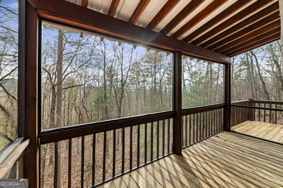 380 Oak Ridge Way