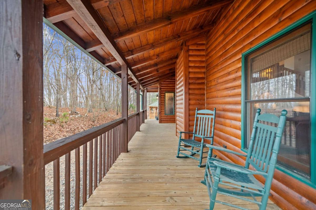 380 Oak Ridge Way