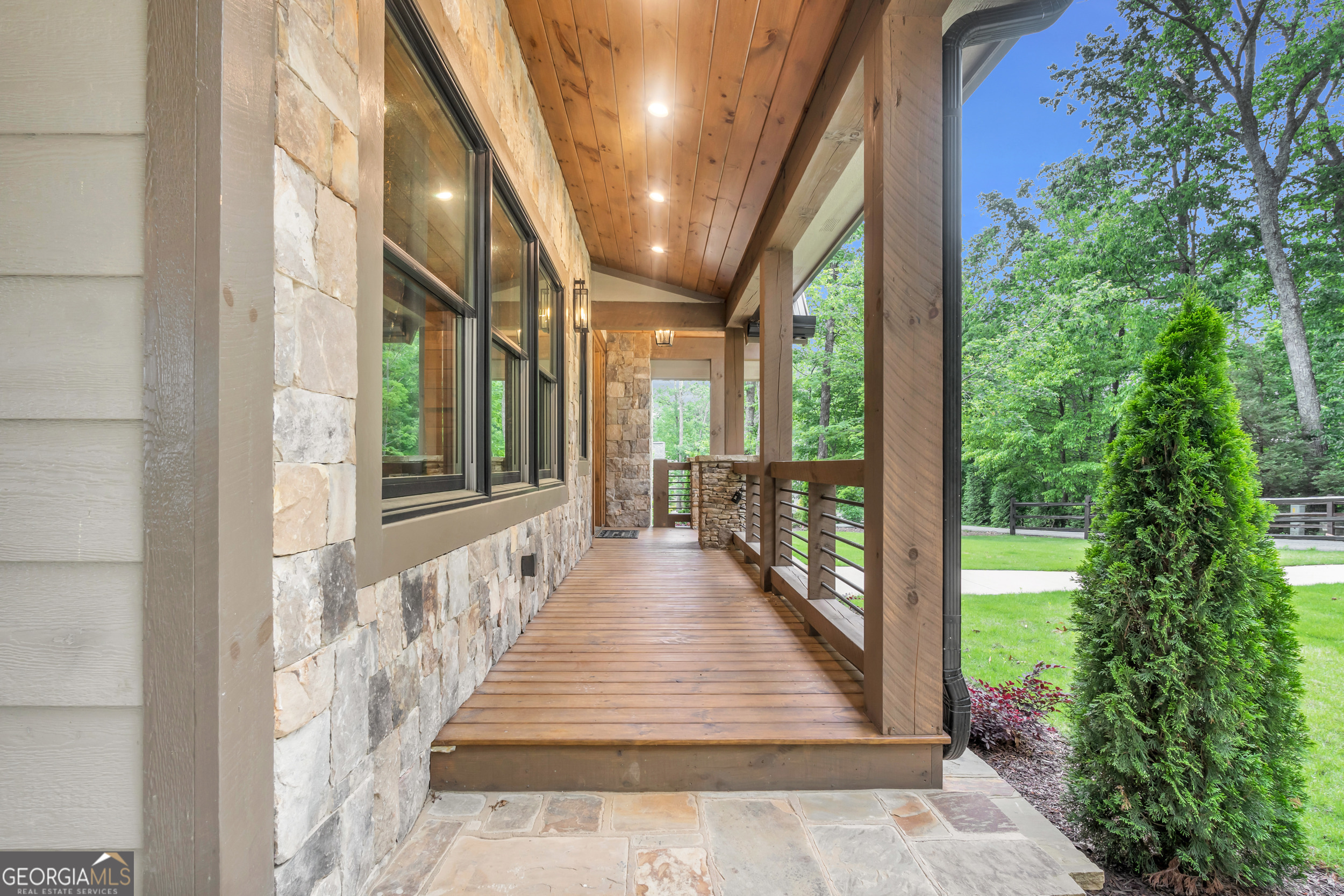 601 Overlook Drive