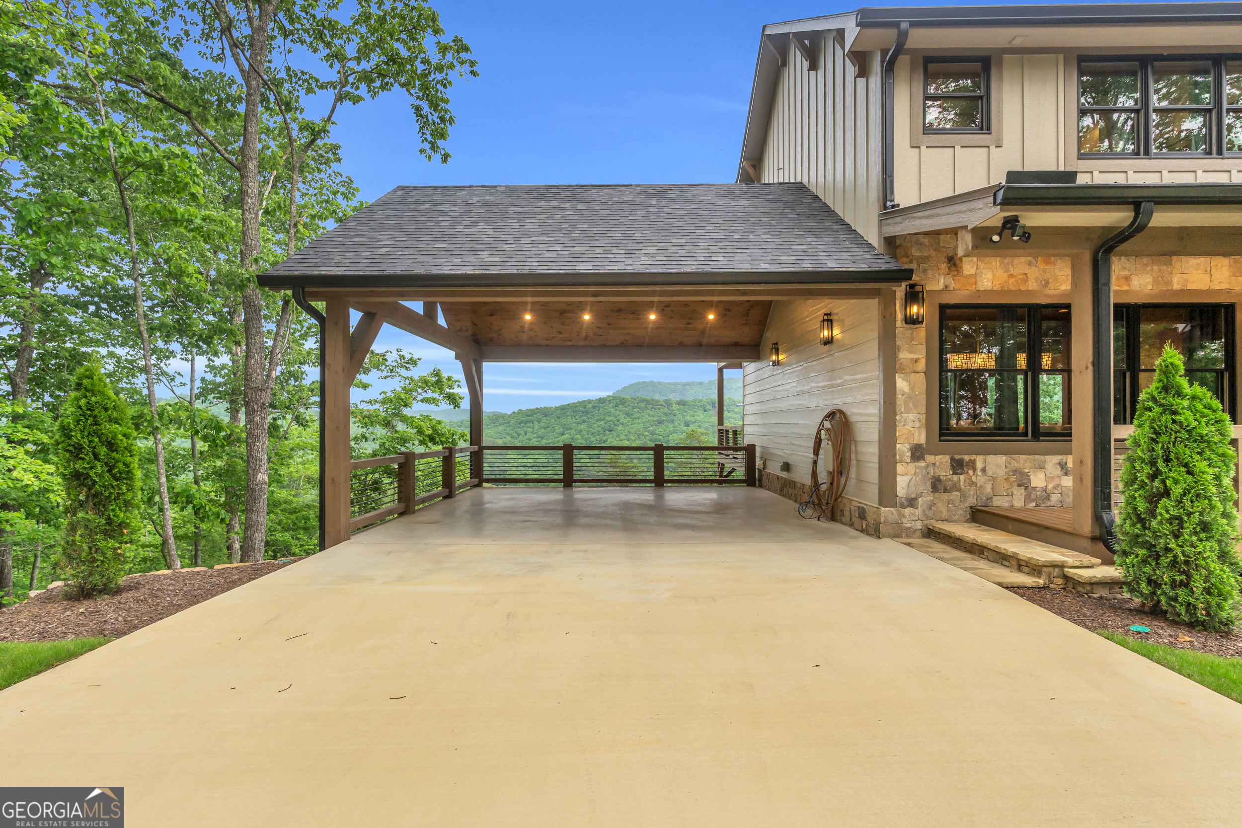 601 Overlook Drive