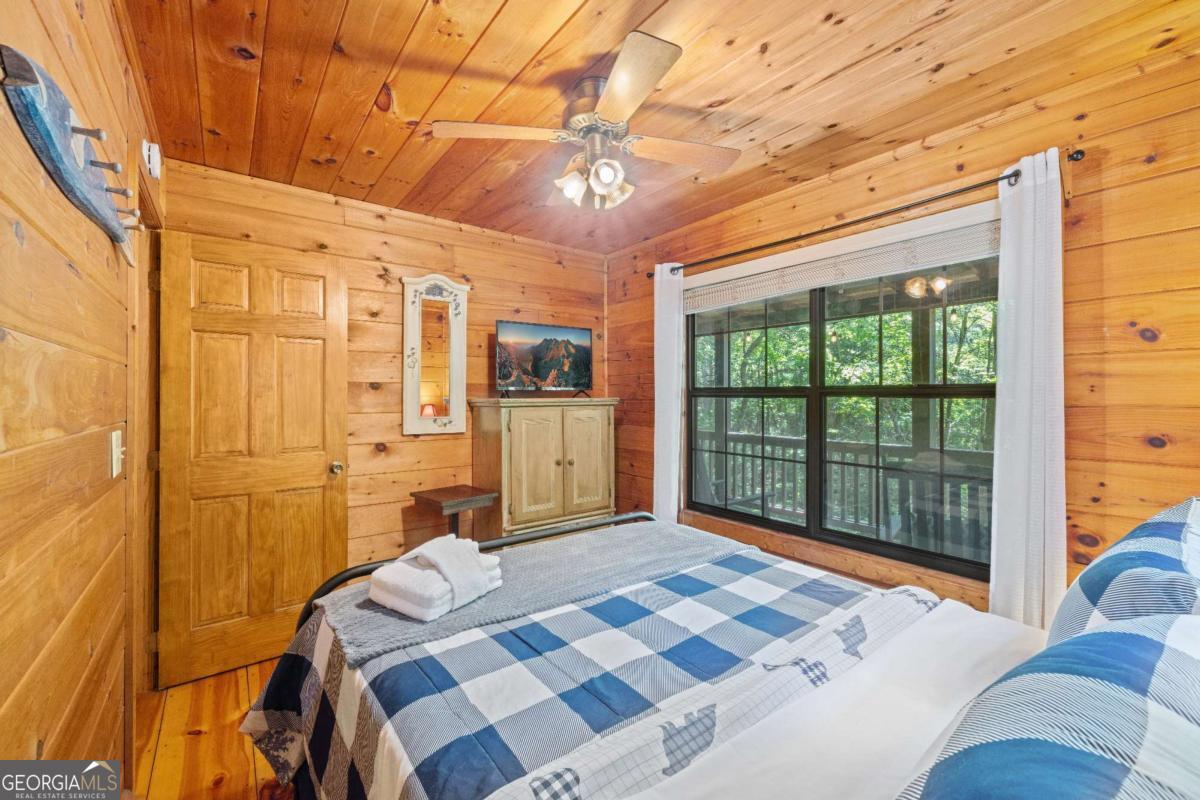 129 N Cherokee Drive