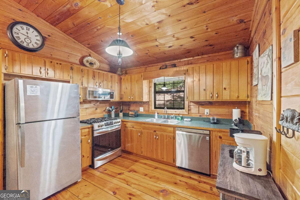 129 N Cherokee Drive