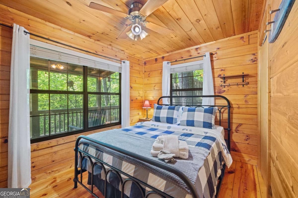 129 N Cherokee Drive