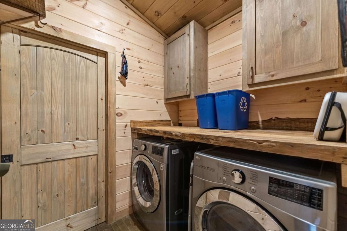 361 June Bug Lane, Blue Ridge