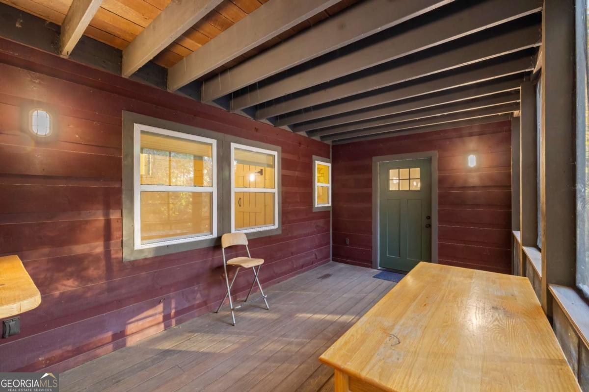 210 E Overbend Trail