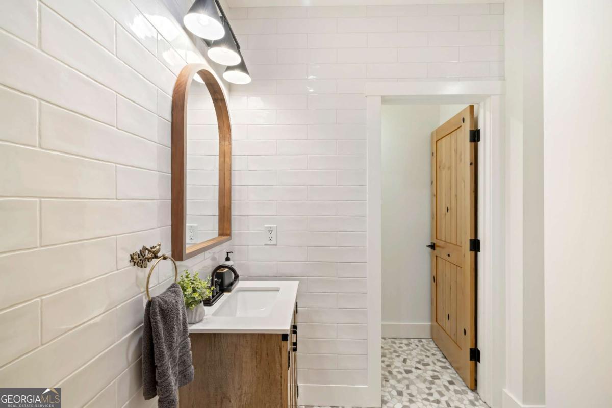 7670 Hiawassee Wilderness