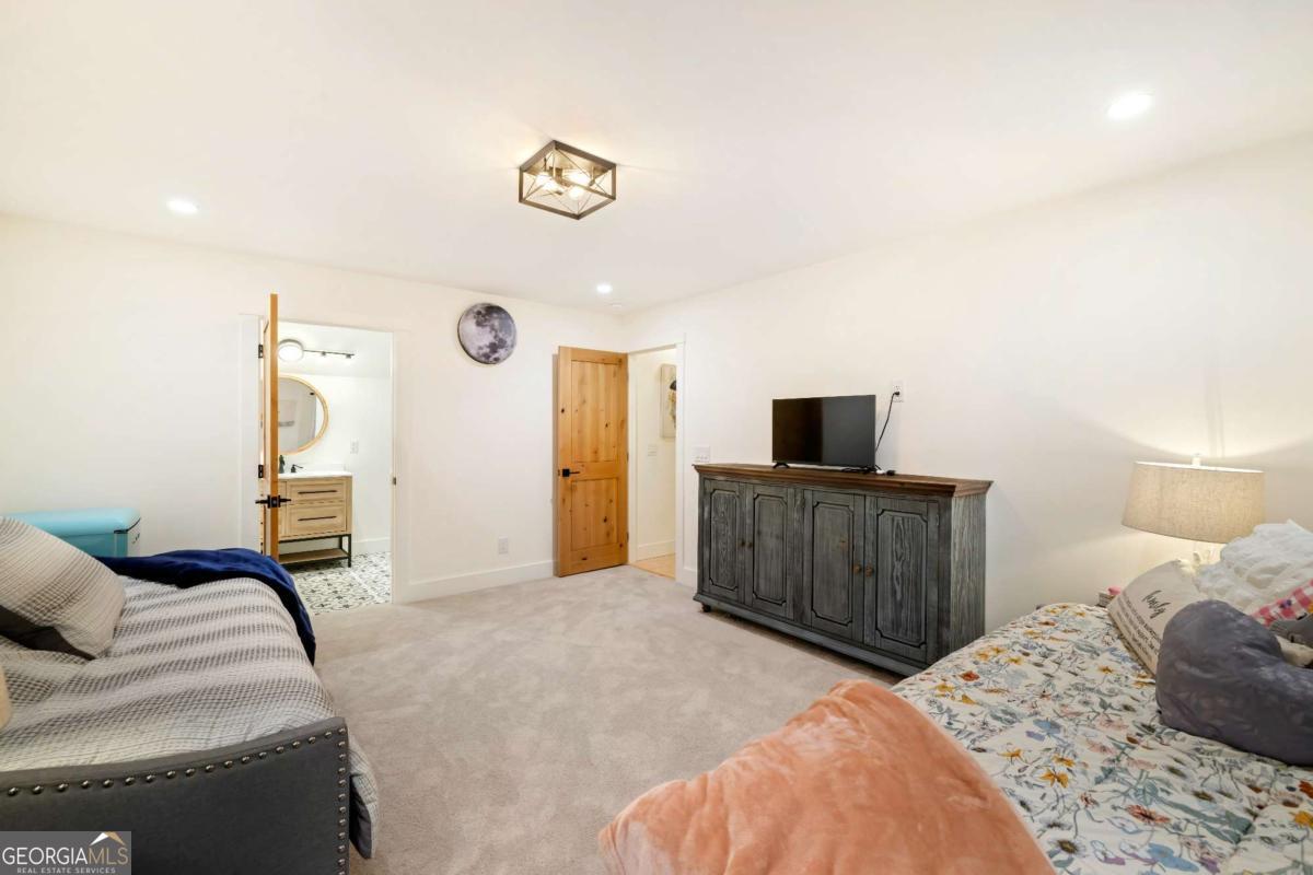 7670 Hiawassee Wilderness