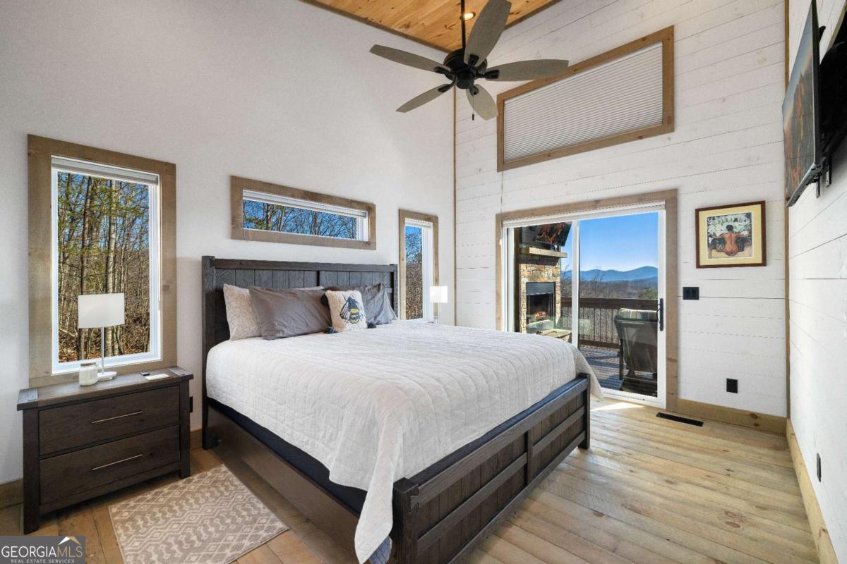 310 Wunder Bear Ridge Road